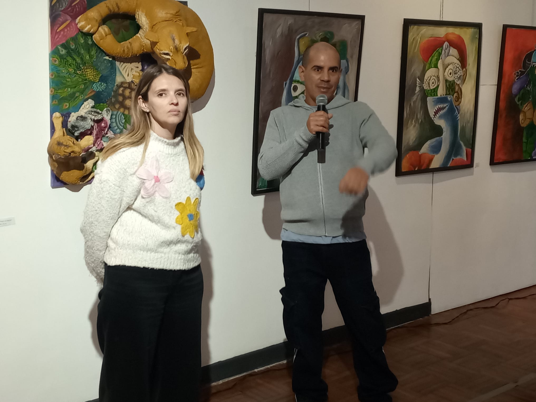 Apertura_de_la_exposición_Conexión_del_artista_plástico_Matías_Gómez_5.jpeg