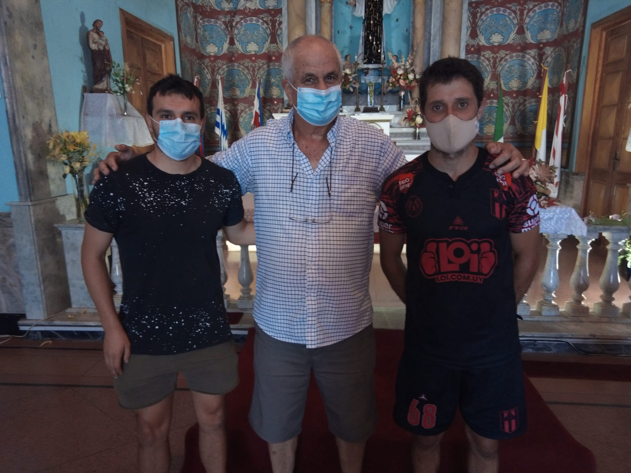 Futbolistas floridenses cumplieron promesa a San Cono. 2