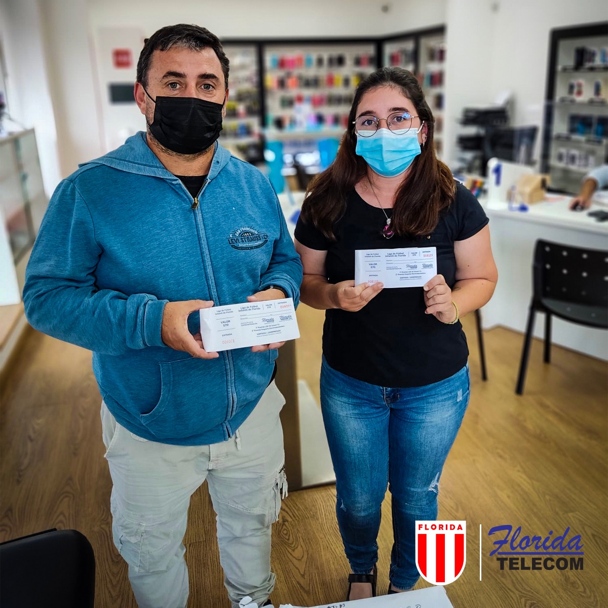 sebastian y lucia cupon entrada telecom