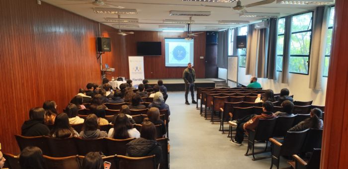 Policía realizó charla sobre prevención del consumo de drogas