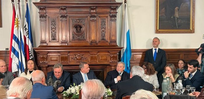 Carlos Enciso en Sesión solemne por los 190 años del Partido Nacional: “Para adelante, vivir es combatir”.