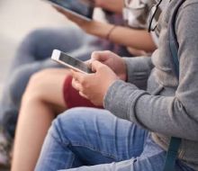 Turquía inicia verificación de edad para redes sociales y restringe uso de adolescentes