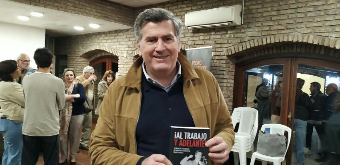 Pedro Bordaberry presentó en Florida su obra sobre la vigencia y legado de “Chico Tazo”