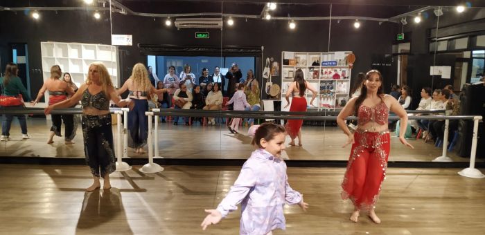  “Celebrando la Cultura y la Danza” en el CAEF