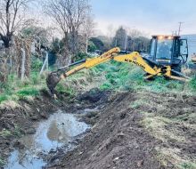 Finalizó la limpieza del arroyo Tomás González 