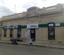 La Pradera inauguró las obras de su local central