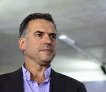 Orsi convocó a su Consejo de Ministros para el lunes por la tarde