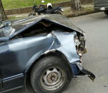 Choque entre un auto y una camioneta en Grauert casi Sierra, sin lesionados