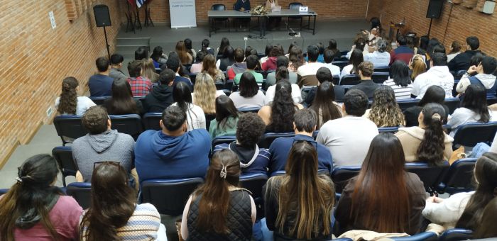 El CeRP del Centro celebra su primer Congreso Nacional de Investigación Formativa