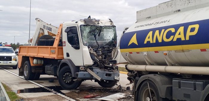 Choque en cadena en ruta 5 involucró camión cargado con combustible