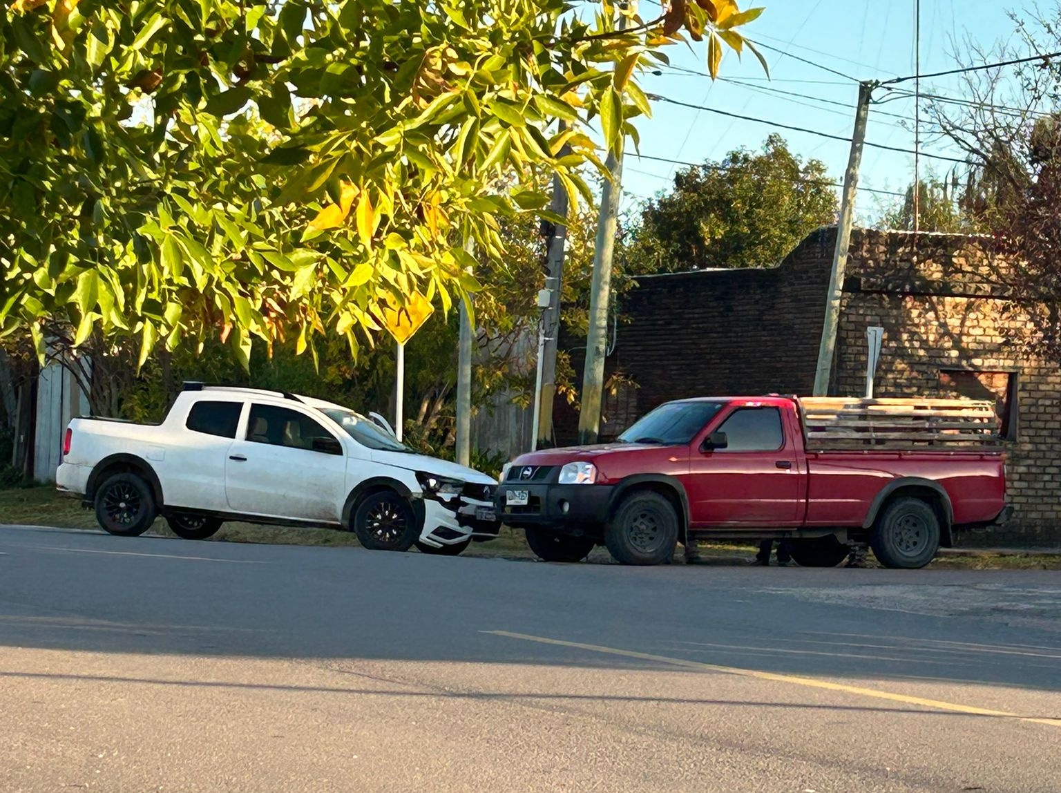 Choque_entre_dos_camionetas_en_Andresito_y_Gianola.jpeg