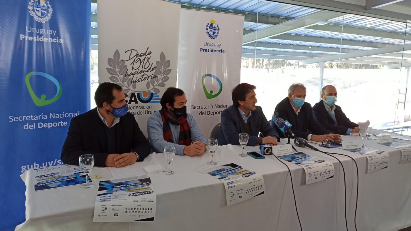 Congreso de Directores de Deportes en el Estadio Charrúa 3