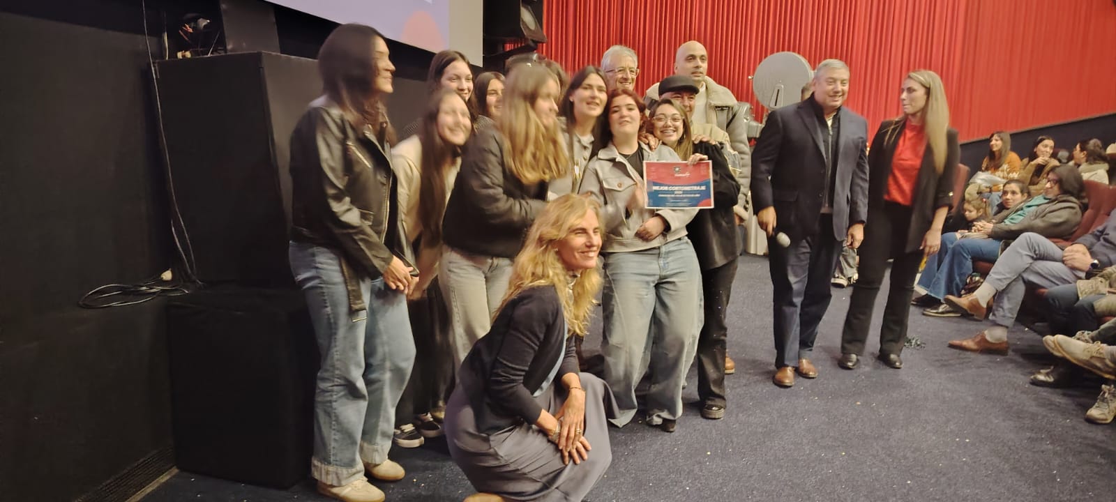 Detrás_de_la_Señal_del_Liceo_I.M.O._ganó_la_cuarta_edición_de_Filma_Florida.jpeg