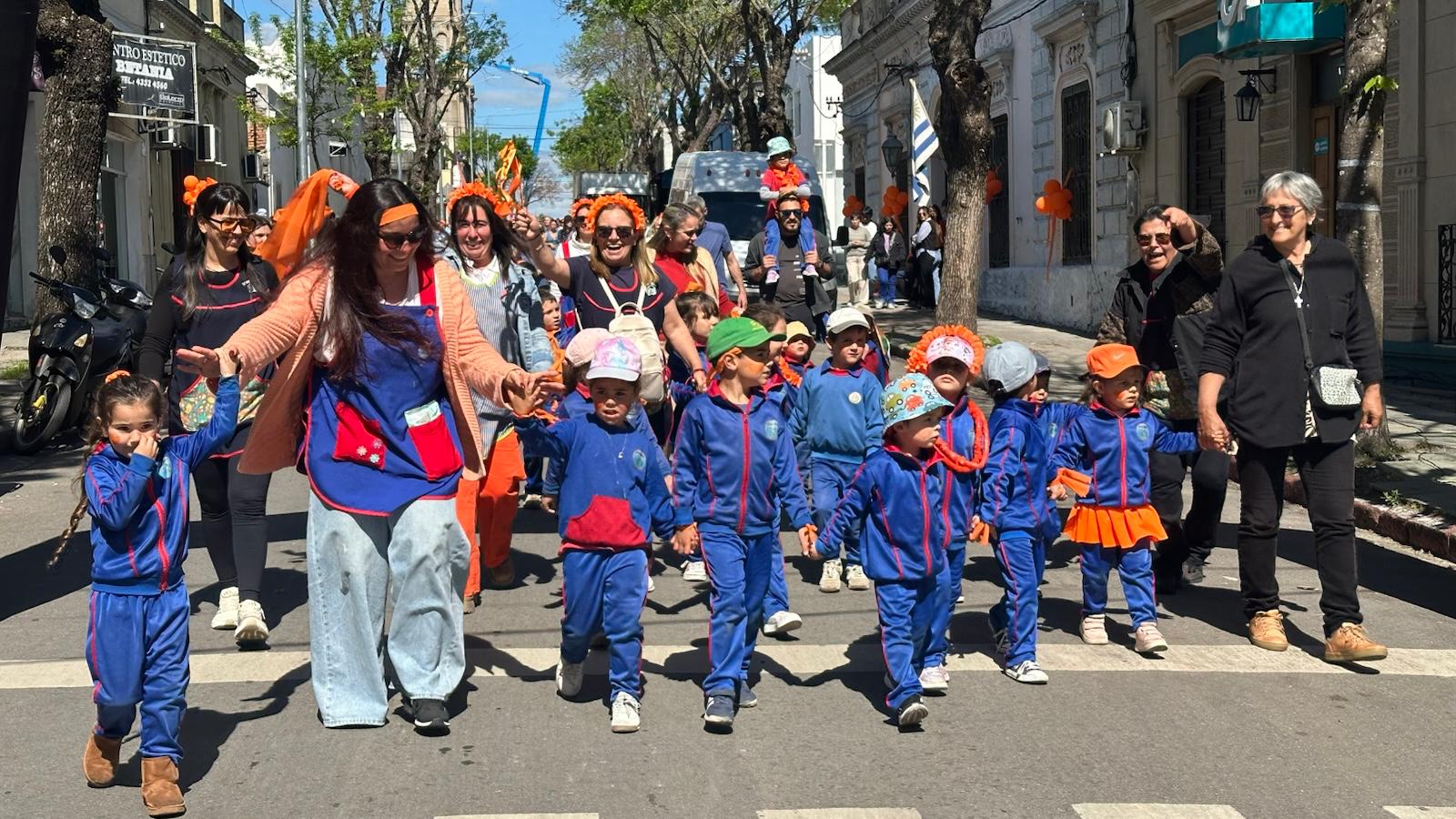 Florida_celebró_el_Día_Nacional_del_Bebé_con_una_cochecaminata_4.jpeg