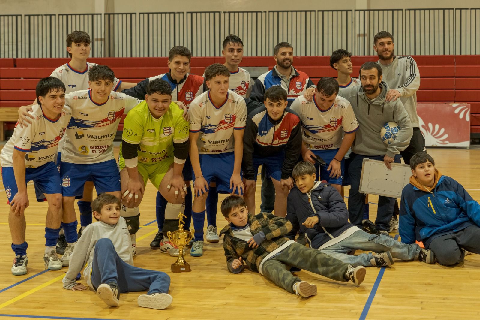 Fútbol_Sala_Sub_18_Independencia_campeón_del_Apertura.jpeg