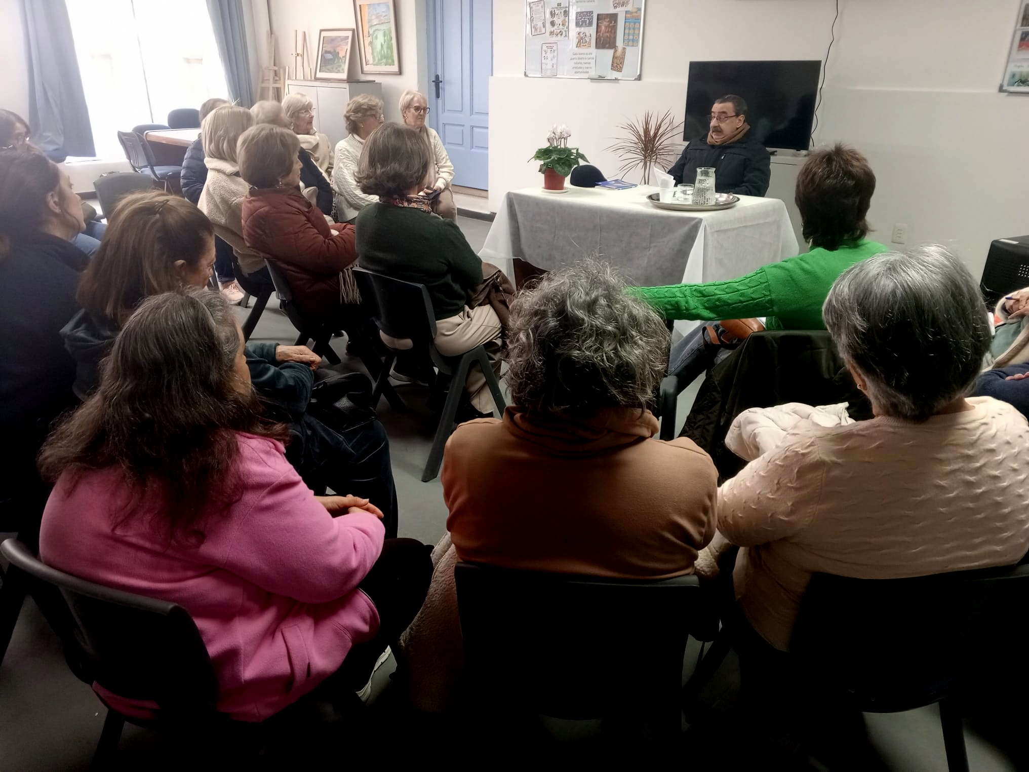 Hilario_Castro_encabezó_una_charla_sobre_los_orígenes_del_departamento_de_Florida.jpeg