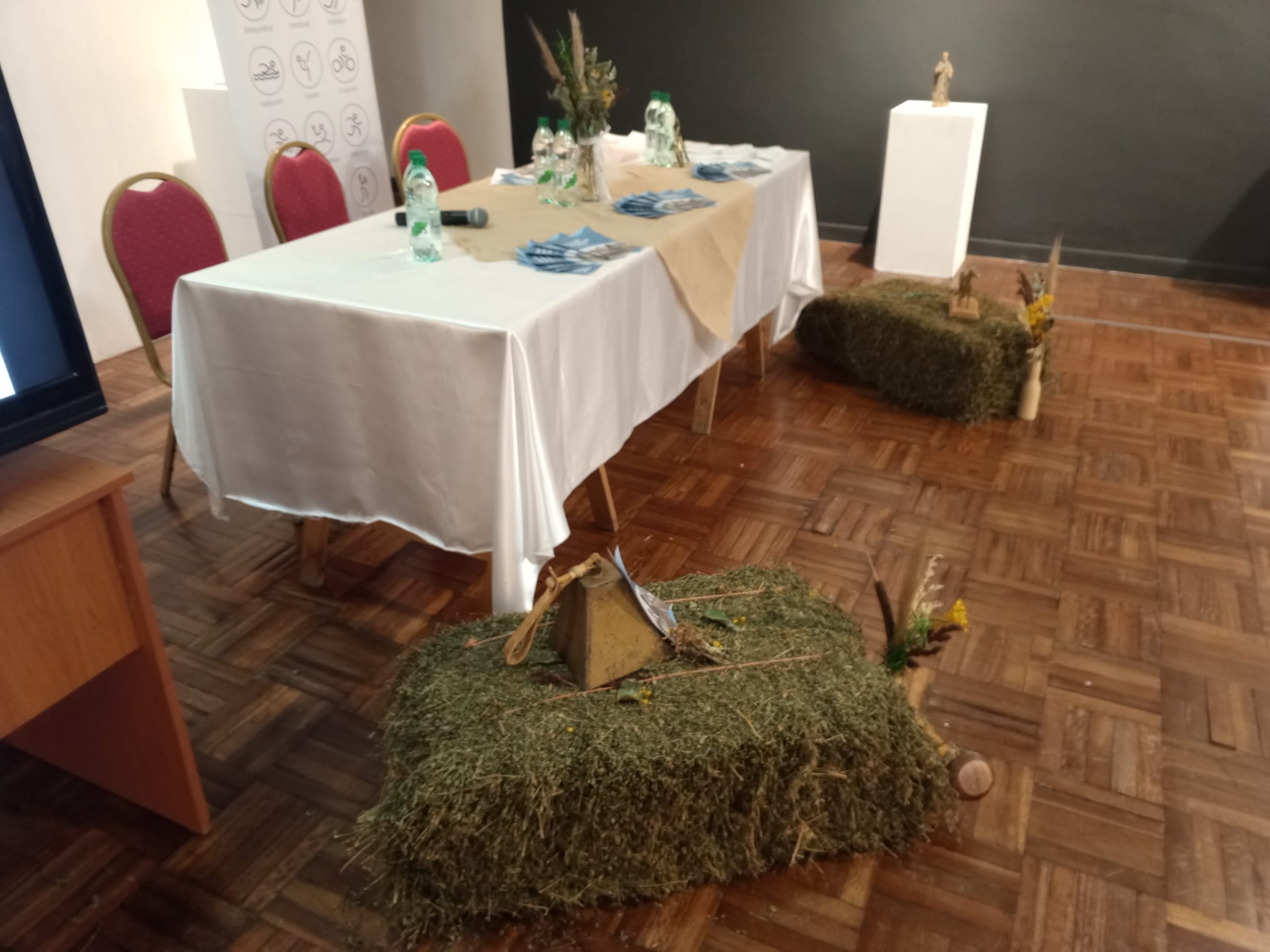 Jinetes_tropilleros_y_personal_de_campo_participaron_en_capacitación_2.jpeg
