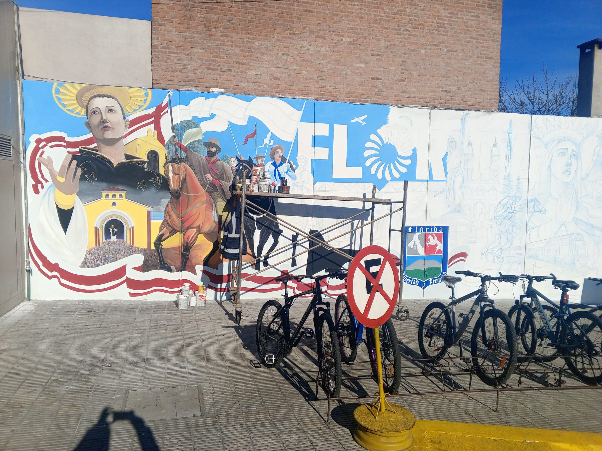 Jorge_Romero_avanza_con_un_nuevo_mural_en_la_Terminal_de_Florida.jpeg