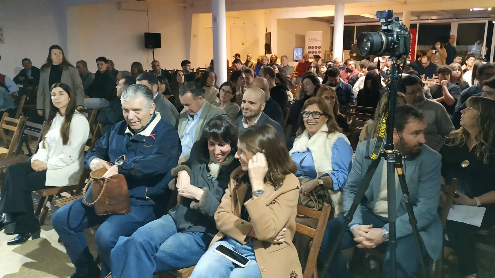 Juan_Labraga_y_Carlos_Páez_disertaron_en_el_Foro_Empresarial_Florida_2026.jpeg