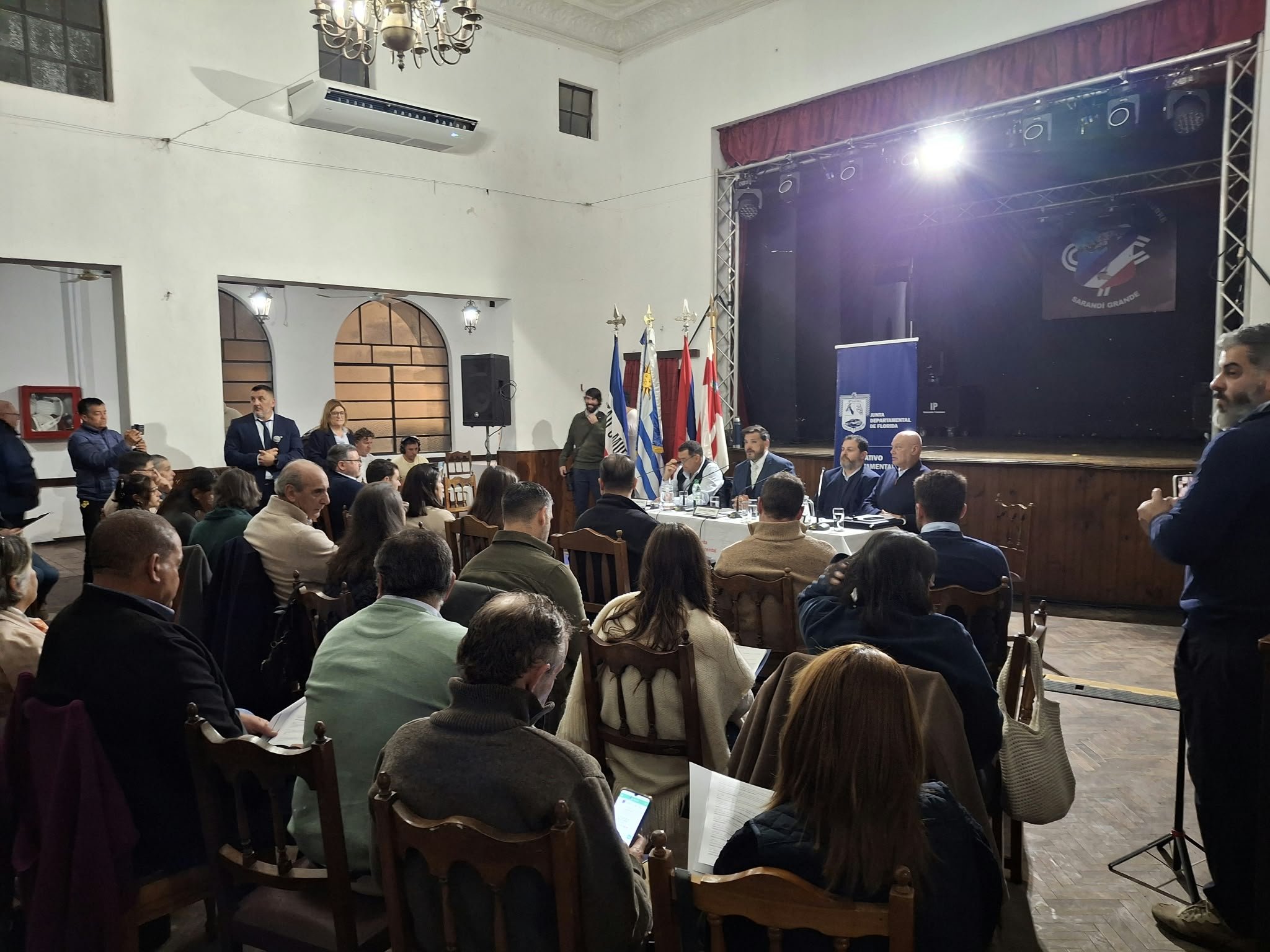 Junta_Departamental_sesionó_en_Sarandí_Grande.jpeg