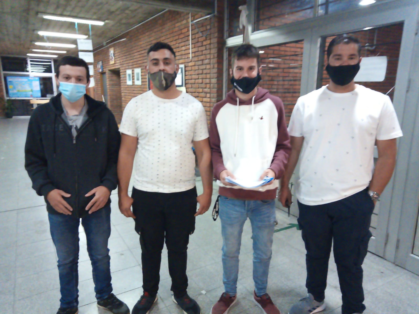 Alumnos de UTU crearon un arco sanitario 2