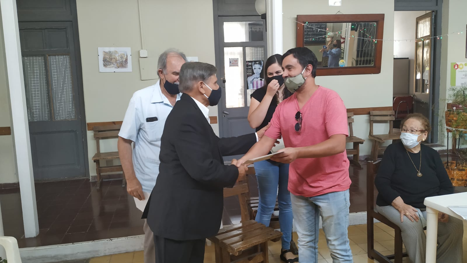 Asociación de Pasivos entregó premios del concurso literario Waldemar Giménez Casco. 3