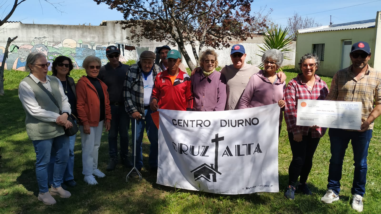 Centro de Aviación de Florida entregó donación al Centro Diurno Cruz Alta
