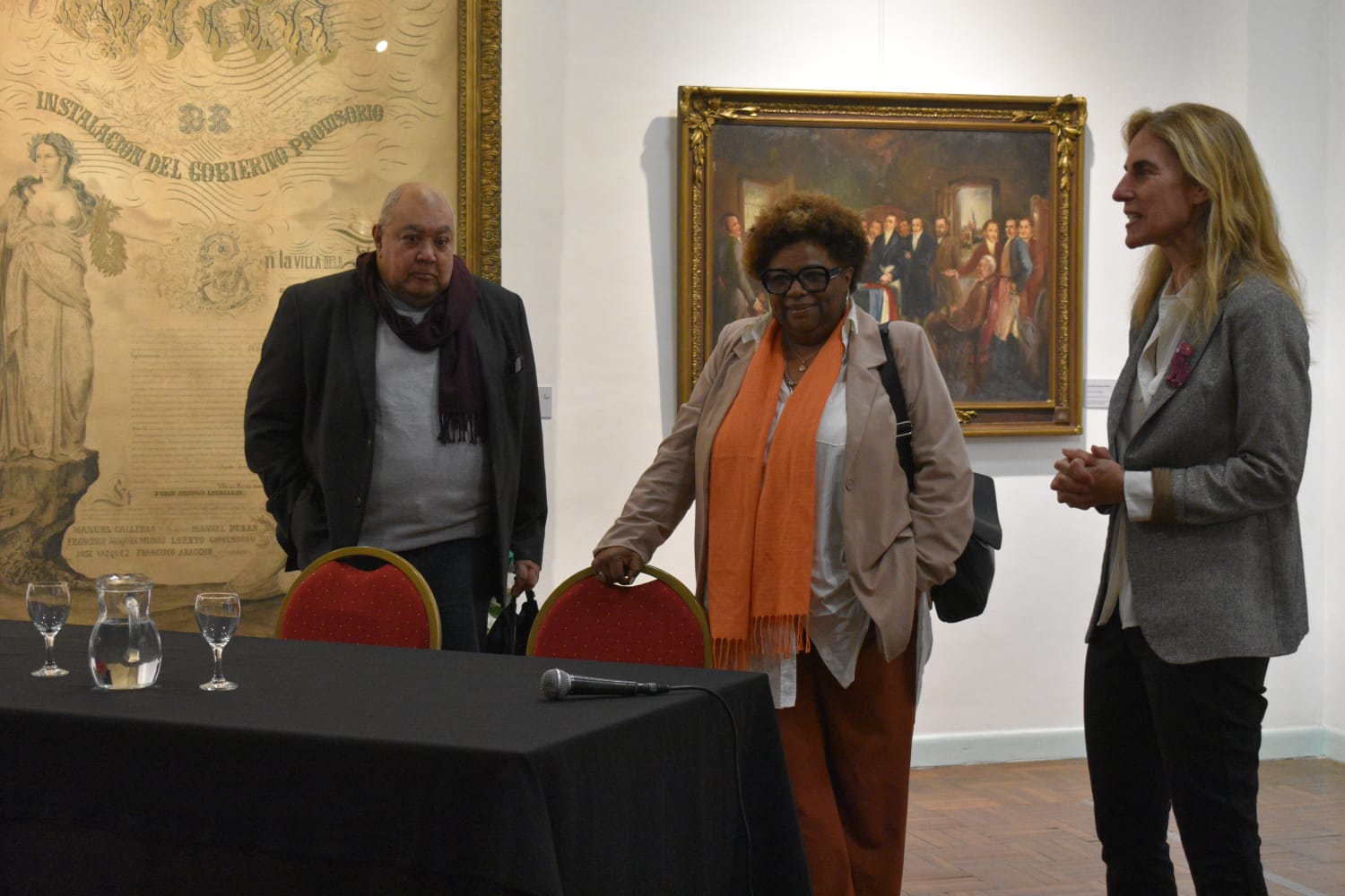 Charlas del Bicentenario Exposición de historiadores sobre la Ley de Vientres 2