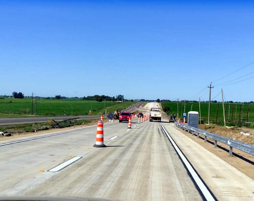 Continúa a buen ritmo la construcción de la doble vía de ruta 5 2
