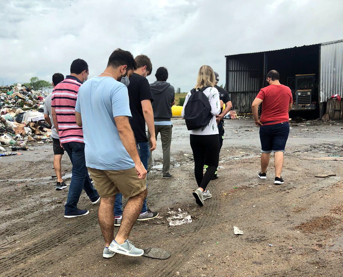 Ediles colorados visitaron la Planta de Encapsulado