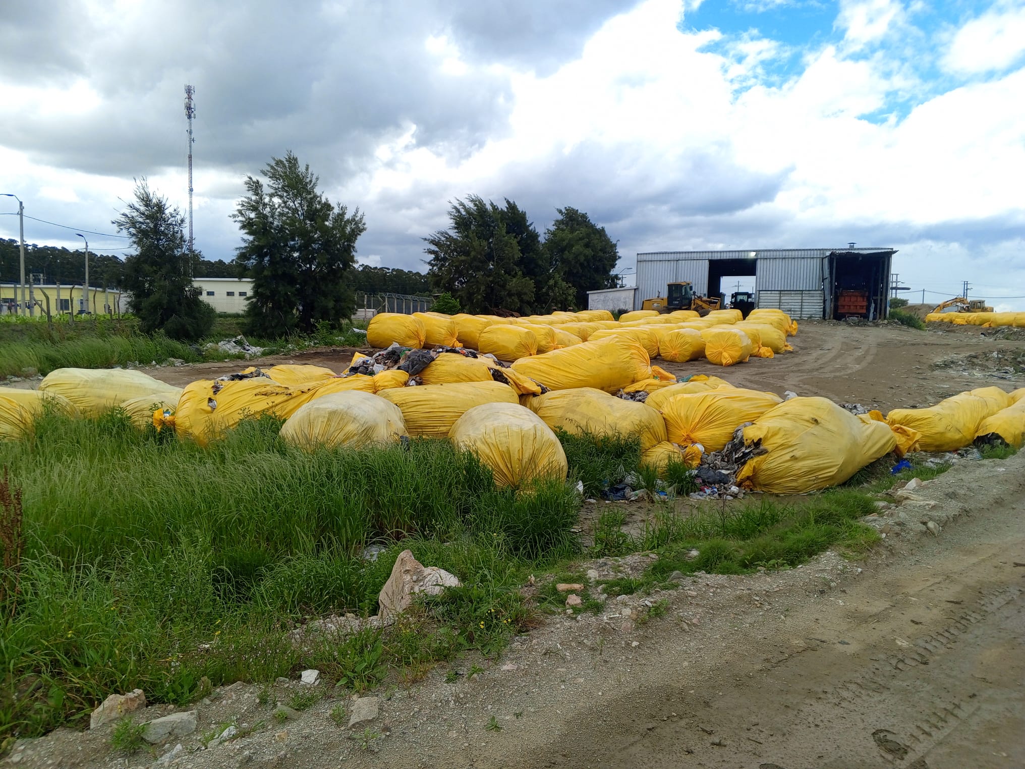 Ediles recorrieron la Planta de Encapsulado de Basura 4