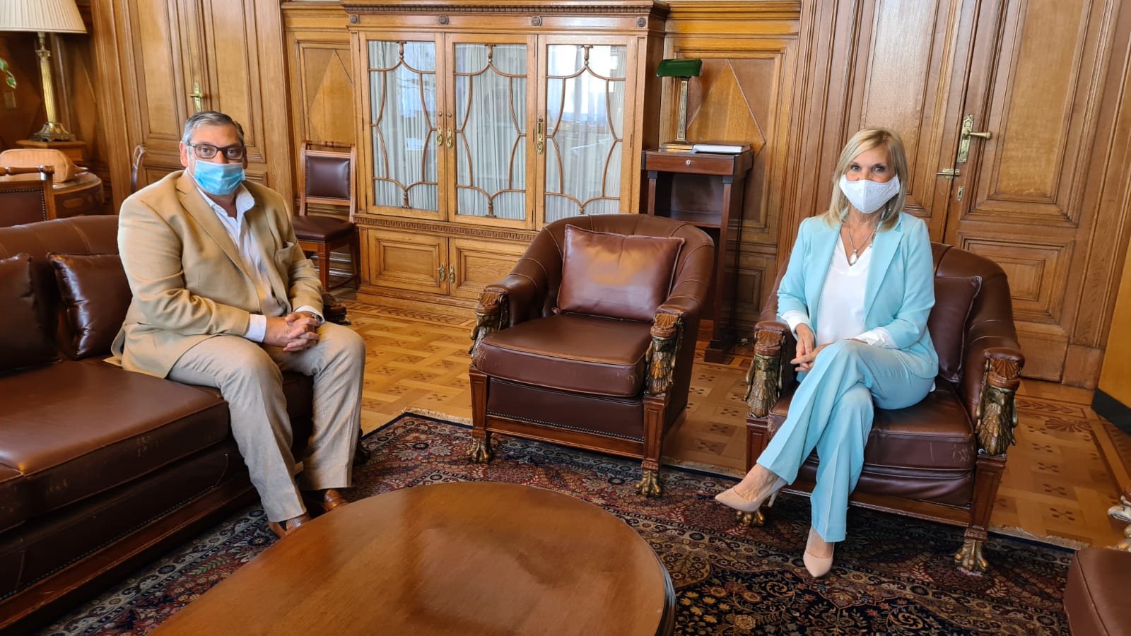 Embajador Carlos Enciso se reunió con la Vicepresidente de la República Beatriz Argimón