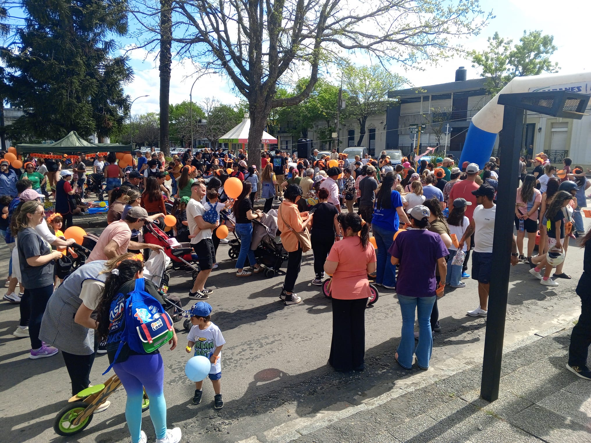 Florida celebró el Día Nacional del Bebé con cochecaminata y actividades recreativas 4