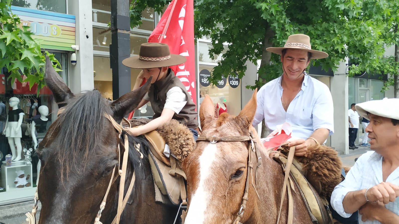 Florida recibió el 1er. Chasque 19 Capitales a beneficio de Teletón 2025 2