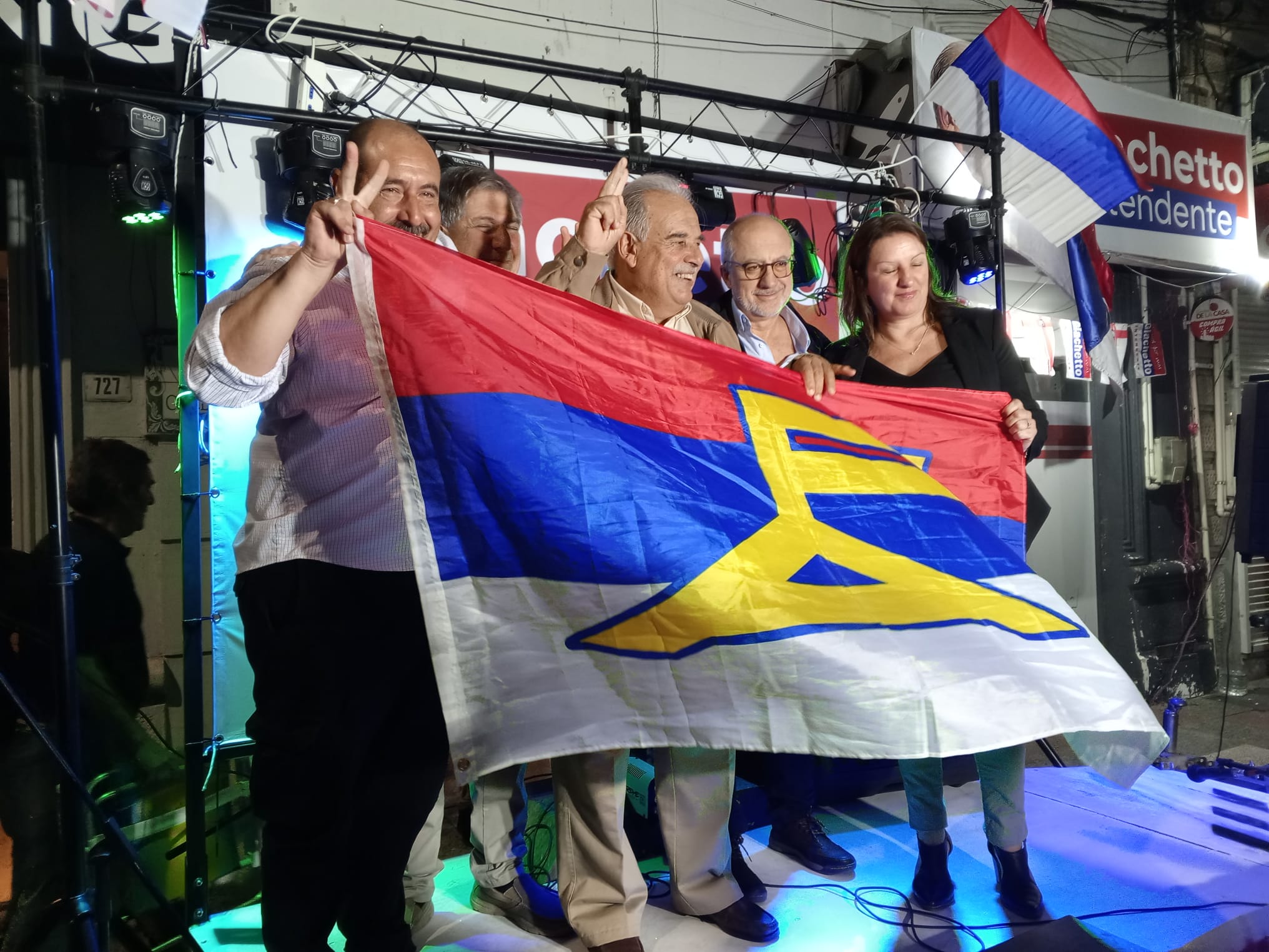 Giachetto realizó lanzamiento de campaña