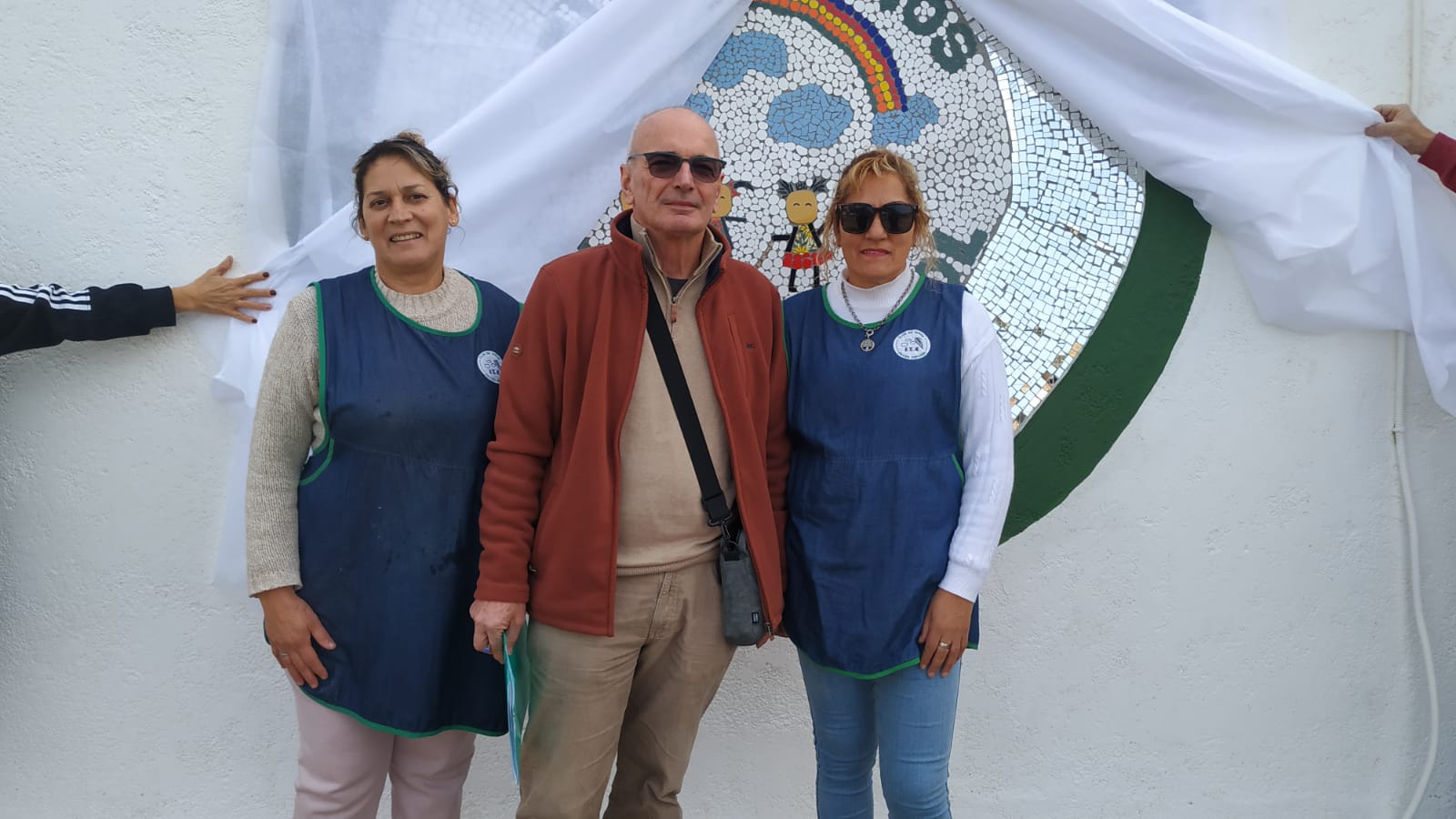 Grupo Reciclarte inauguró mosaico en el Club de Niños Prado Español2