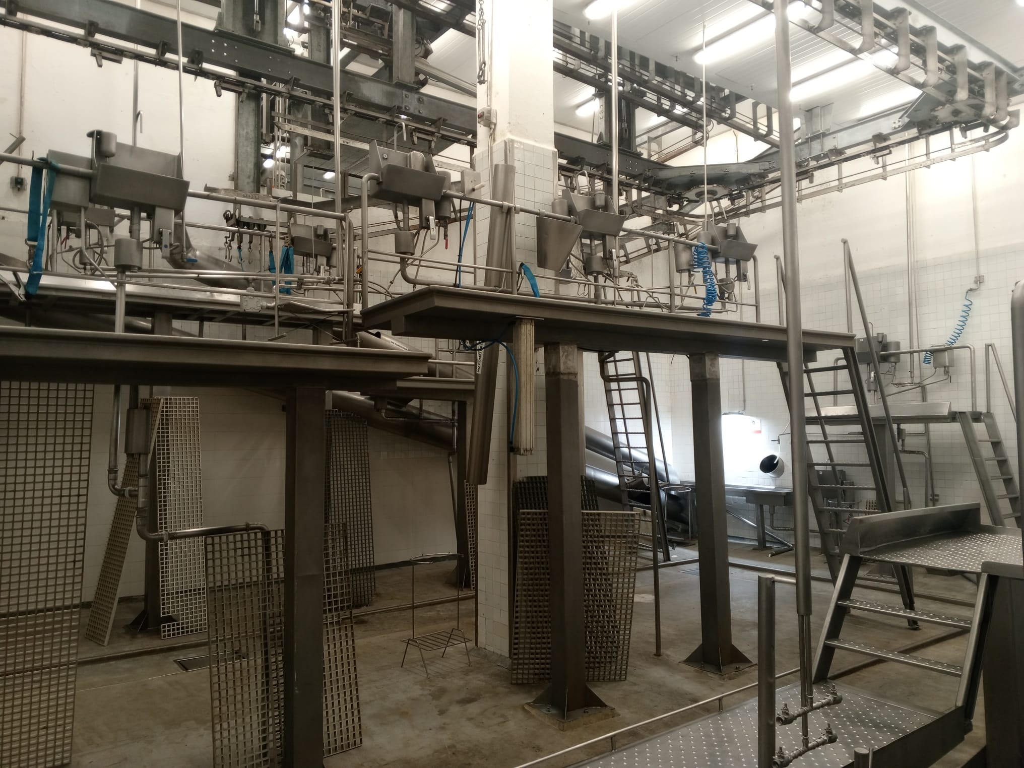 Grupo Saturno firmó el traspaso del Frigorífico Florida. Primera faena será en menos de un mes y trabajarán más de 70 personas. 4