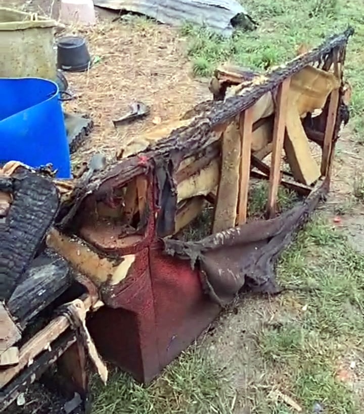 Incendio destruyó una vivienda en establecimiento Las Ventanitas 4