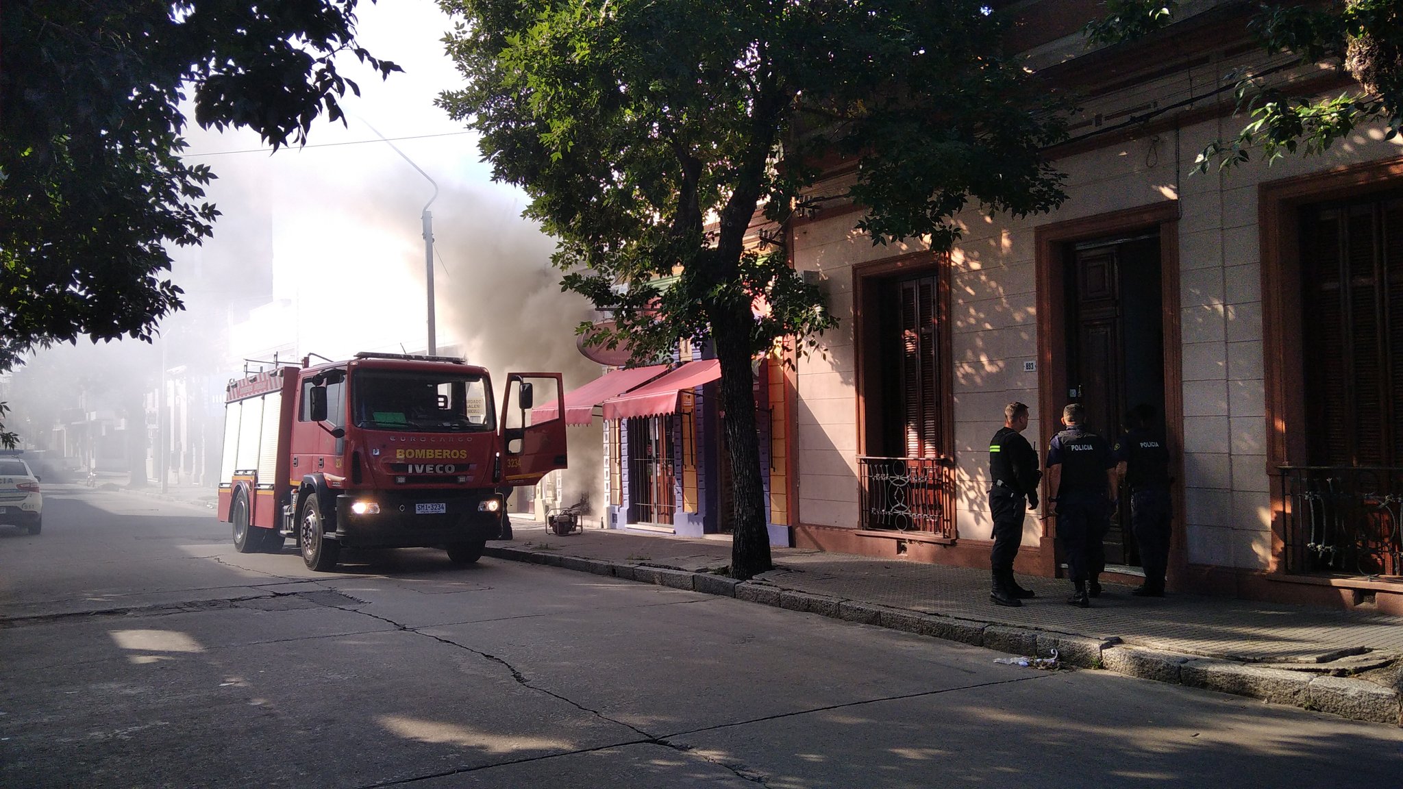 Incendio en casa de Independencia y Sarandí 2