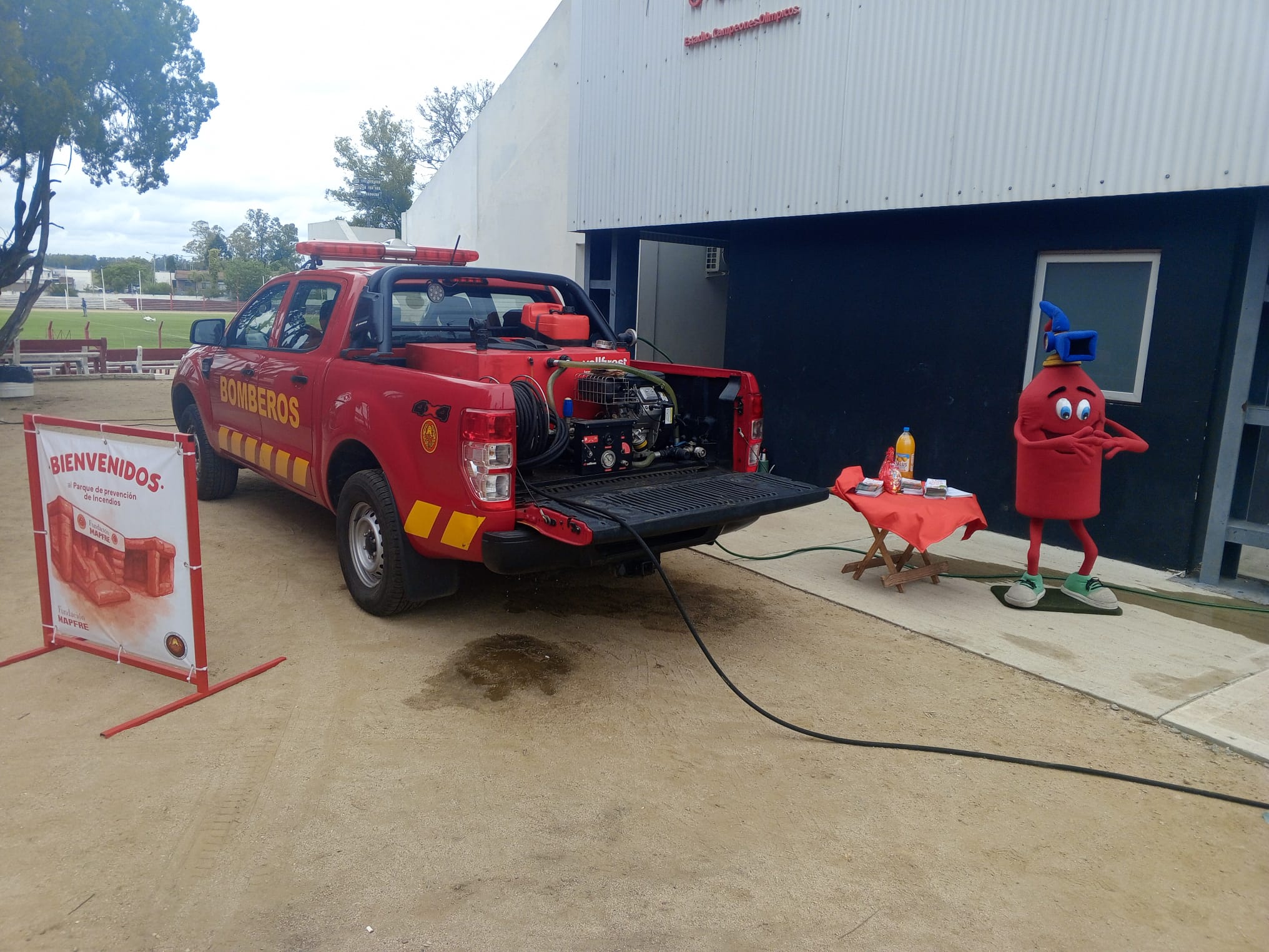 Jornada de Prevención de Incendios se realizó en el Campeones Olímpicos. 3