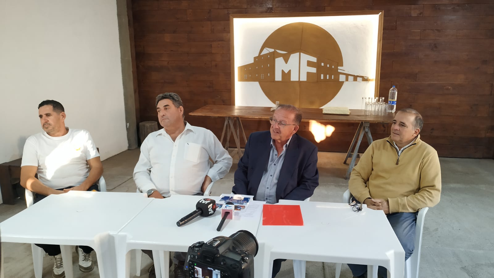 Juan Amaro Cedrés realizó balance de su gestión en el INACOOPjpeg