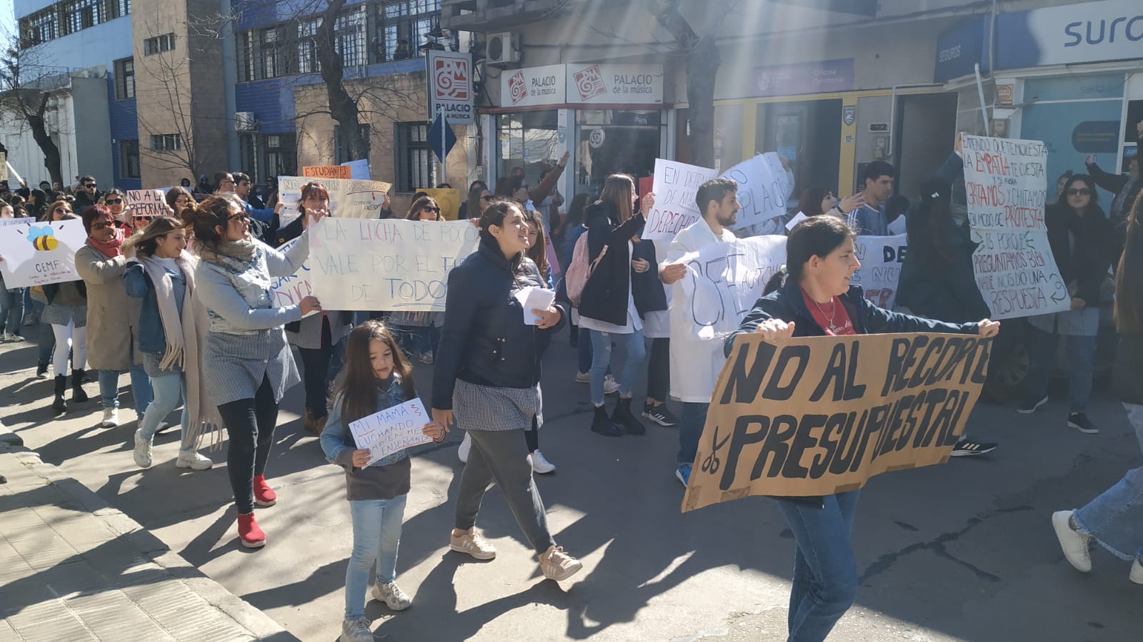 Marcha en Florida en reclamo de mas presupuesto para la educación 2
