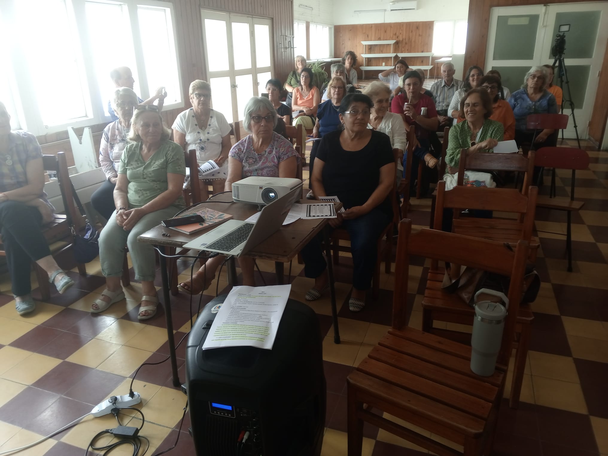 Mes de la Mujer Cine Foro en COVIDEF 1 4