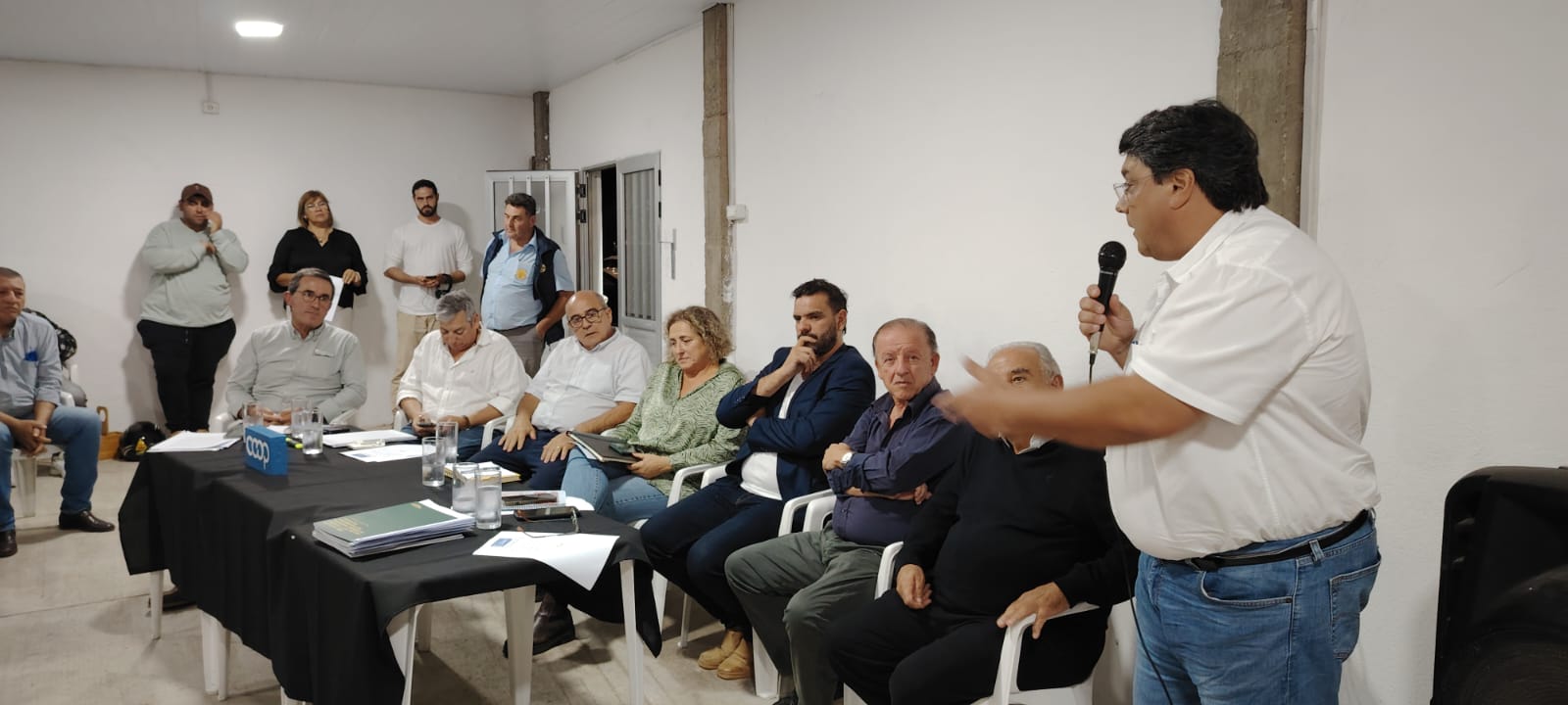 Mesa Intercooperativa de Florida recibió a candidatos a la Intendencia