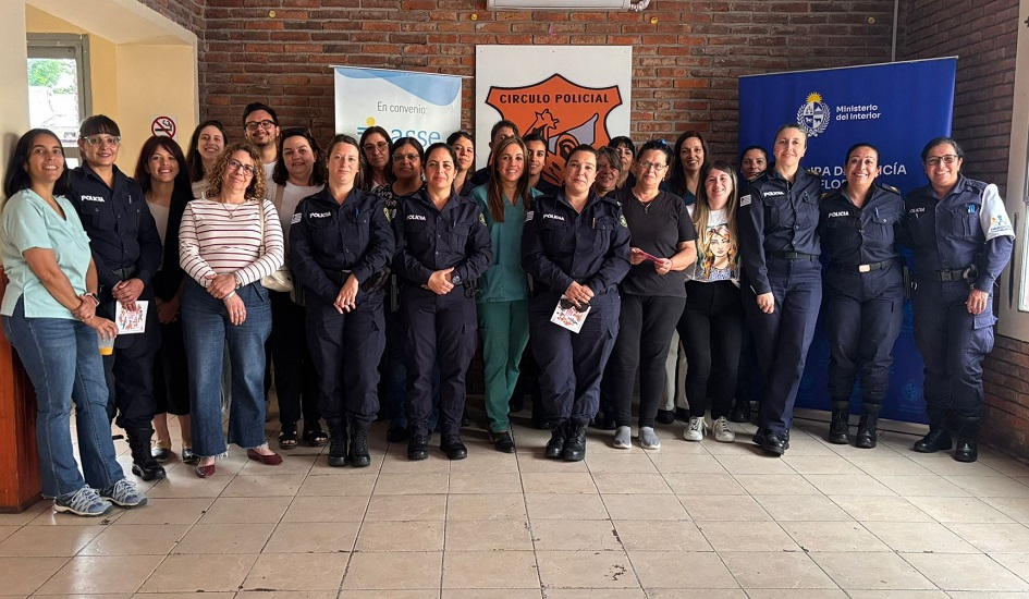 Octubre Rosa Taller sobre prevención de cáncer de mama en el Circulo Policial