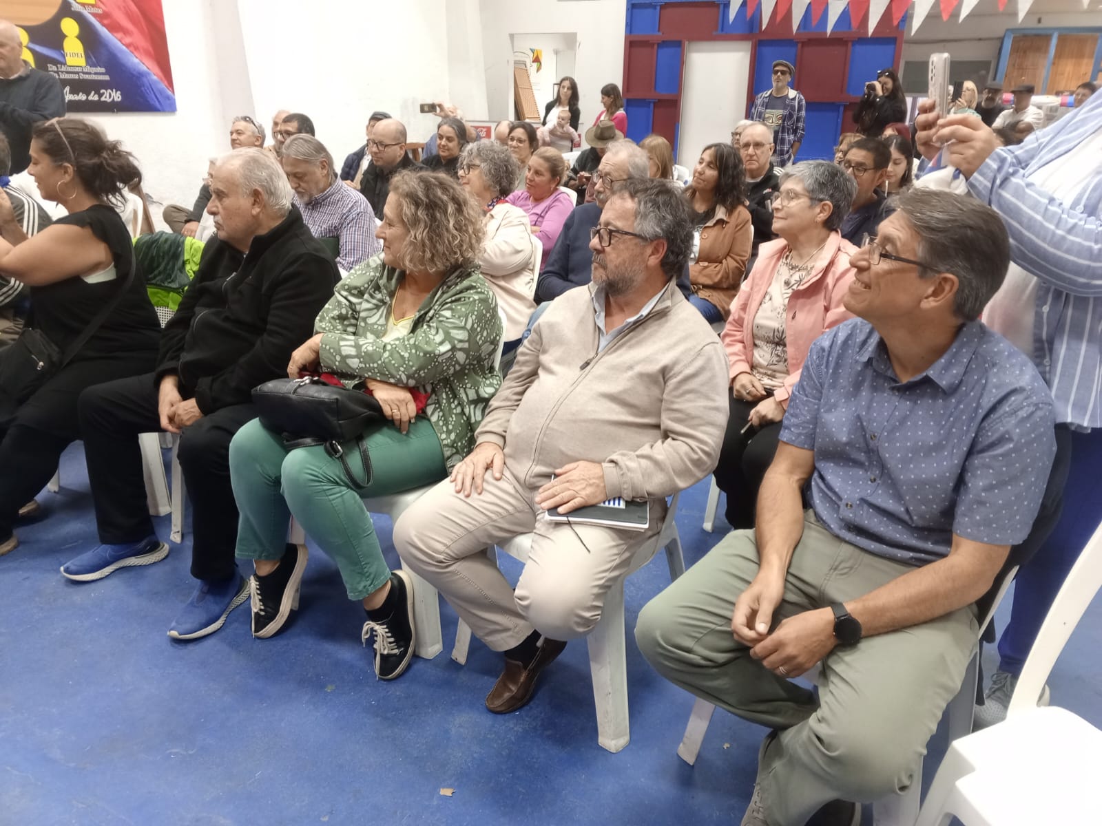 Presentación del sub lema abrazo frenteamplista 2