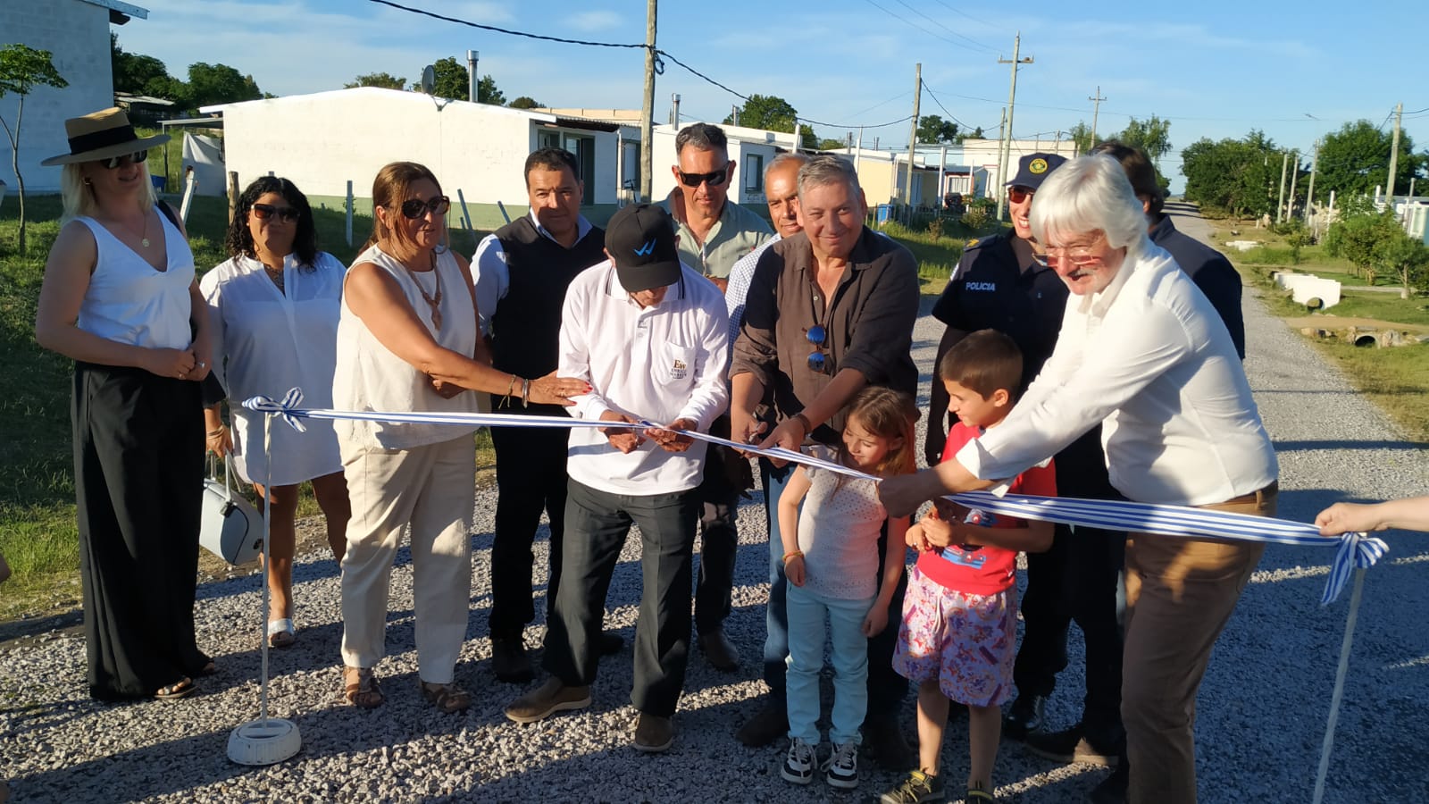 Se inauguraron 34 nuevas cuadras bituminizadas en La Cruz 2