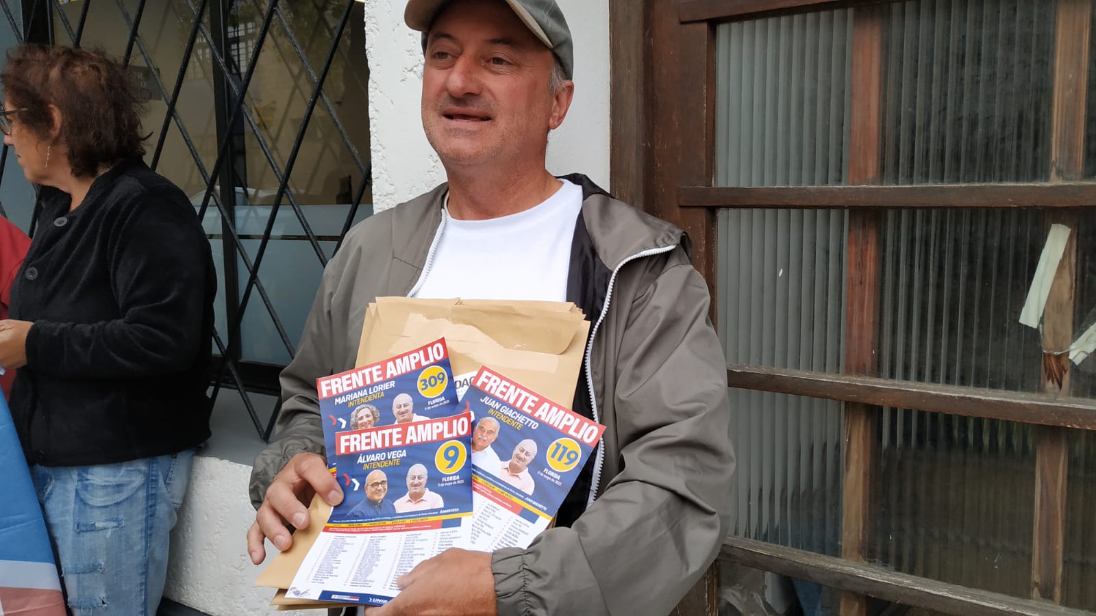 Sector UNIR presentó listas en la Oficina Electoral 2