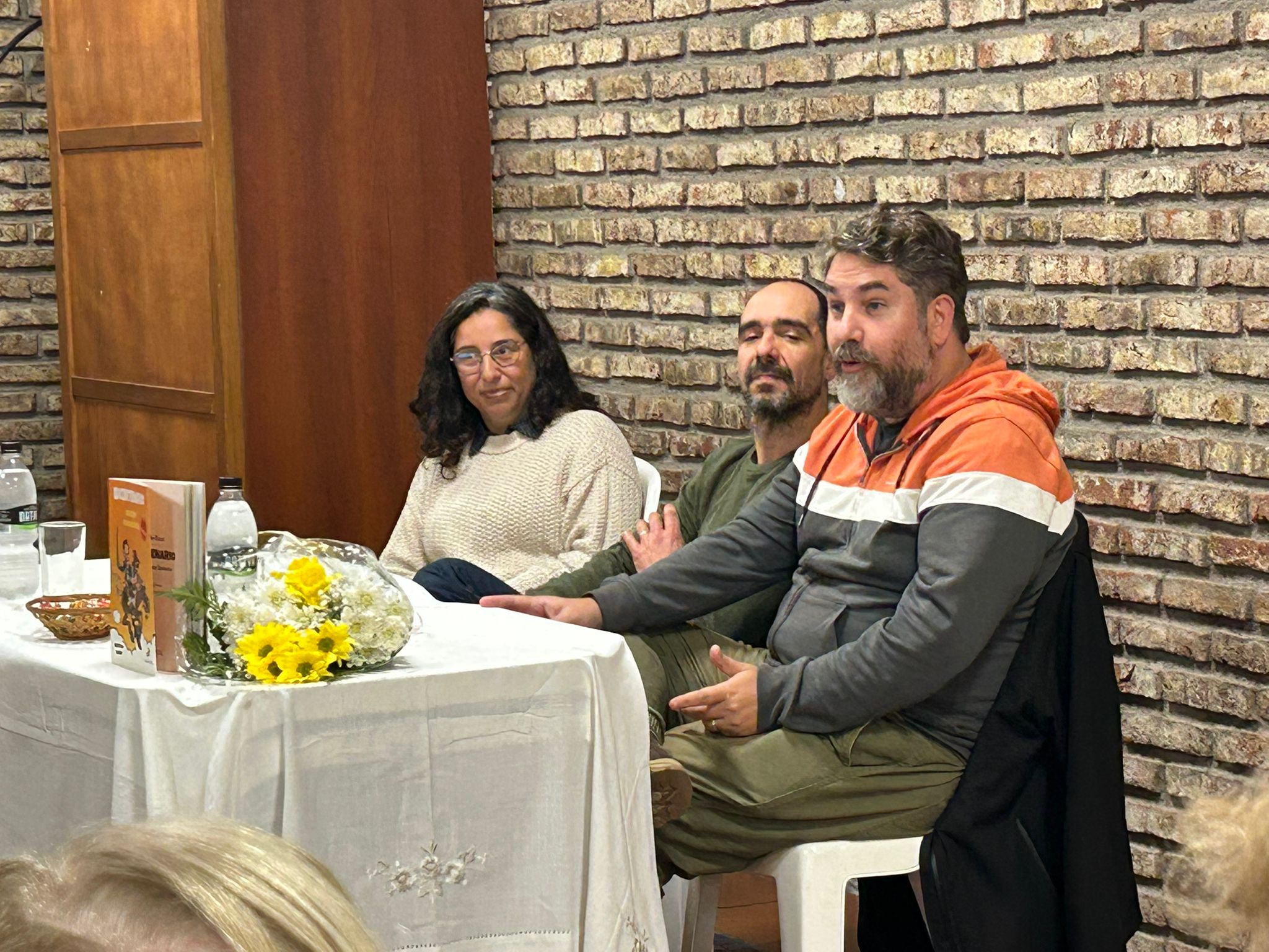 Un cómic con historia UNI 3 Florida celebró el Bicentenario 4