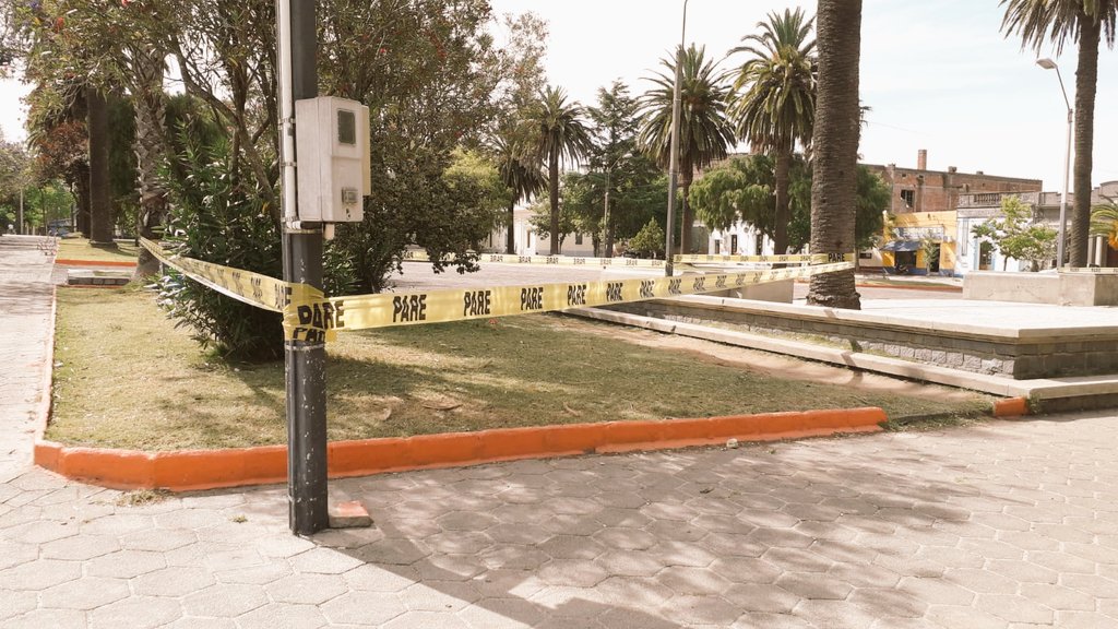 CIERRE PLAZAS EN SARAND